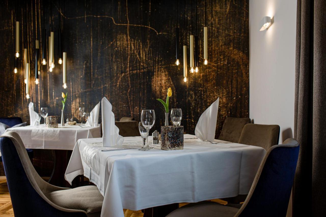 Hotel Restaurant Zwergschloesschen Γκέρα Εξωτερικό φωτογραφία